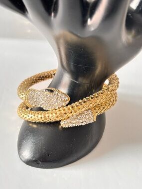 Crystal Curved Stretch Snake Bracelet Adjustable